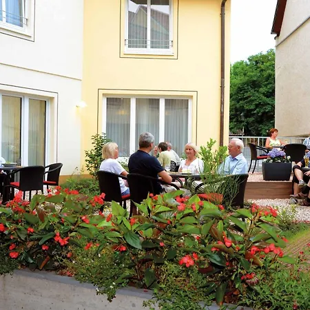 Hotel Flair Stadt 3*