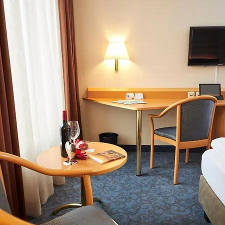 Flair Stadt Hotel 3*