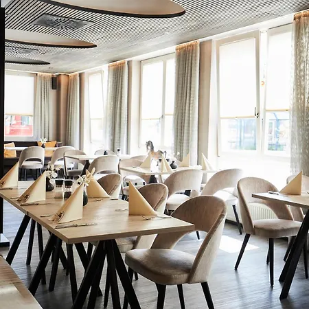 Hotel Flair Stadt 3*