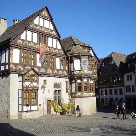Hotel Flair Stadt 3*