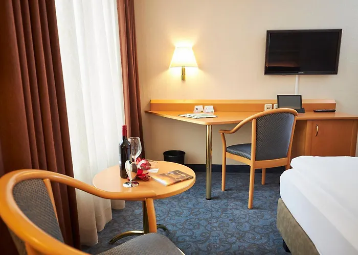 Flair Stadt Hotel 3*